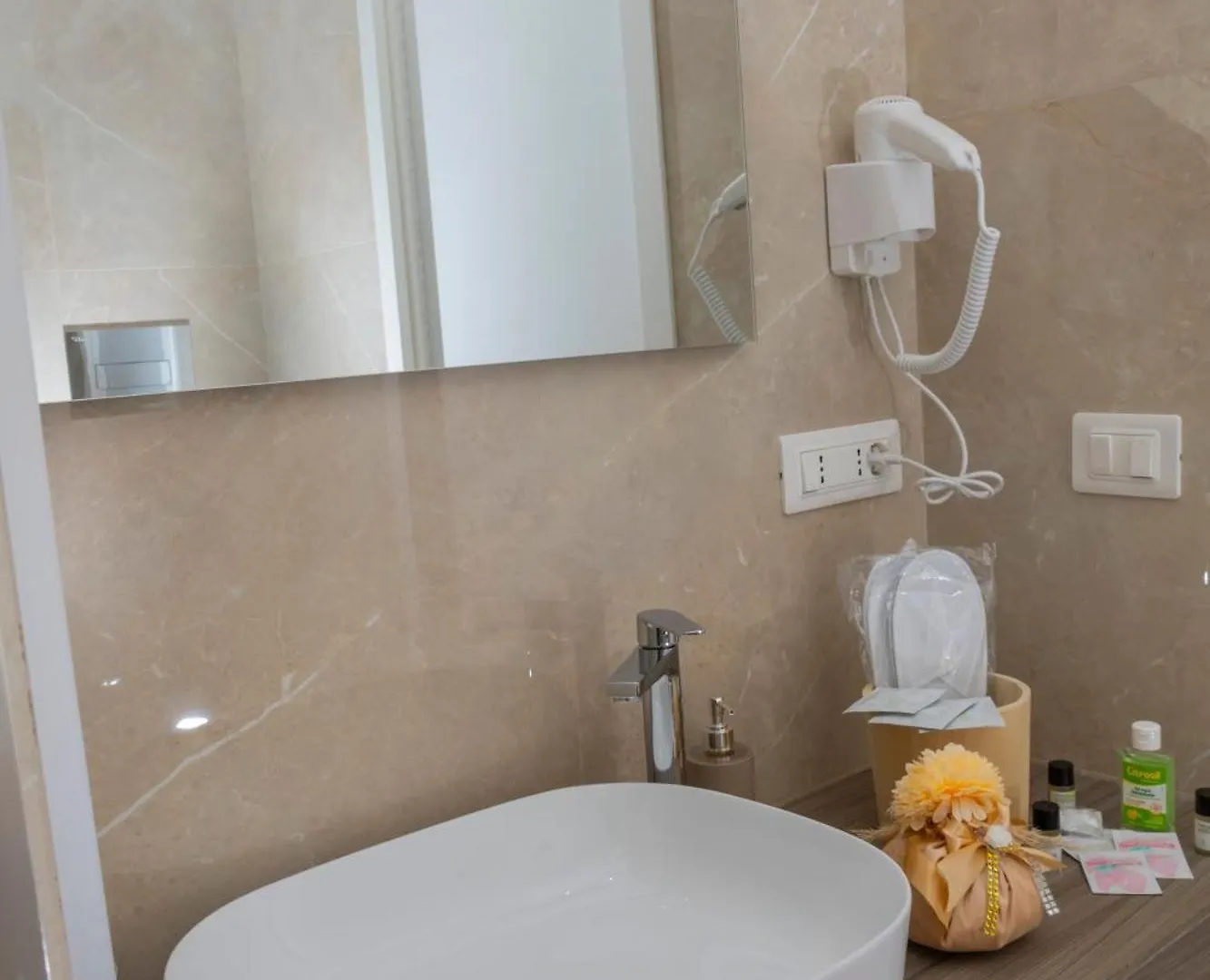 Alleria Rooms Naples Guest house