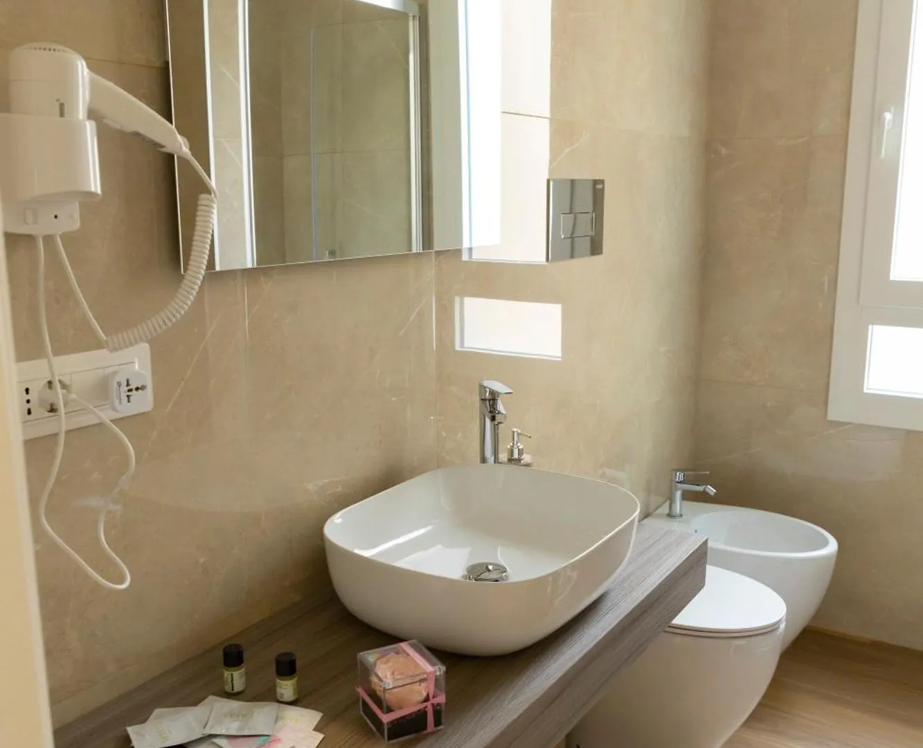 Alleria Rooms Naples 0*,