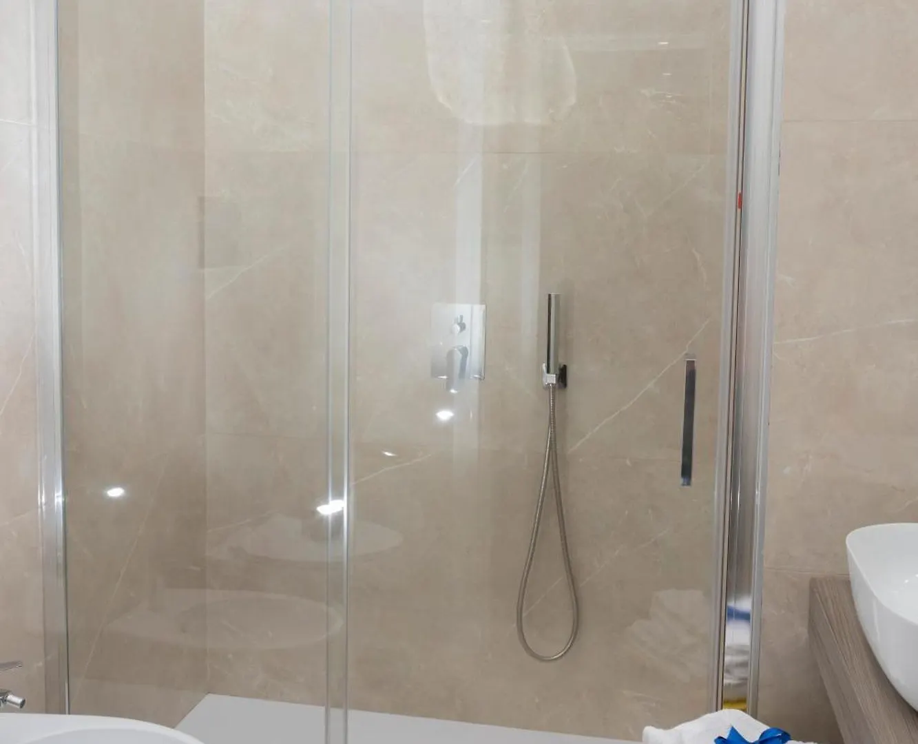 Alleria Rooms Naples Guest house