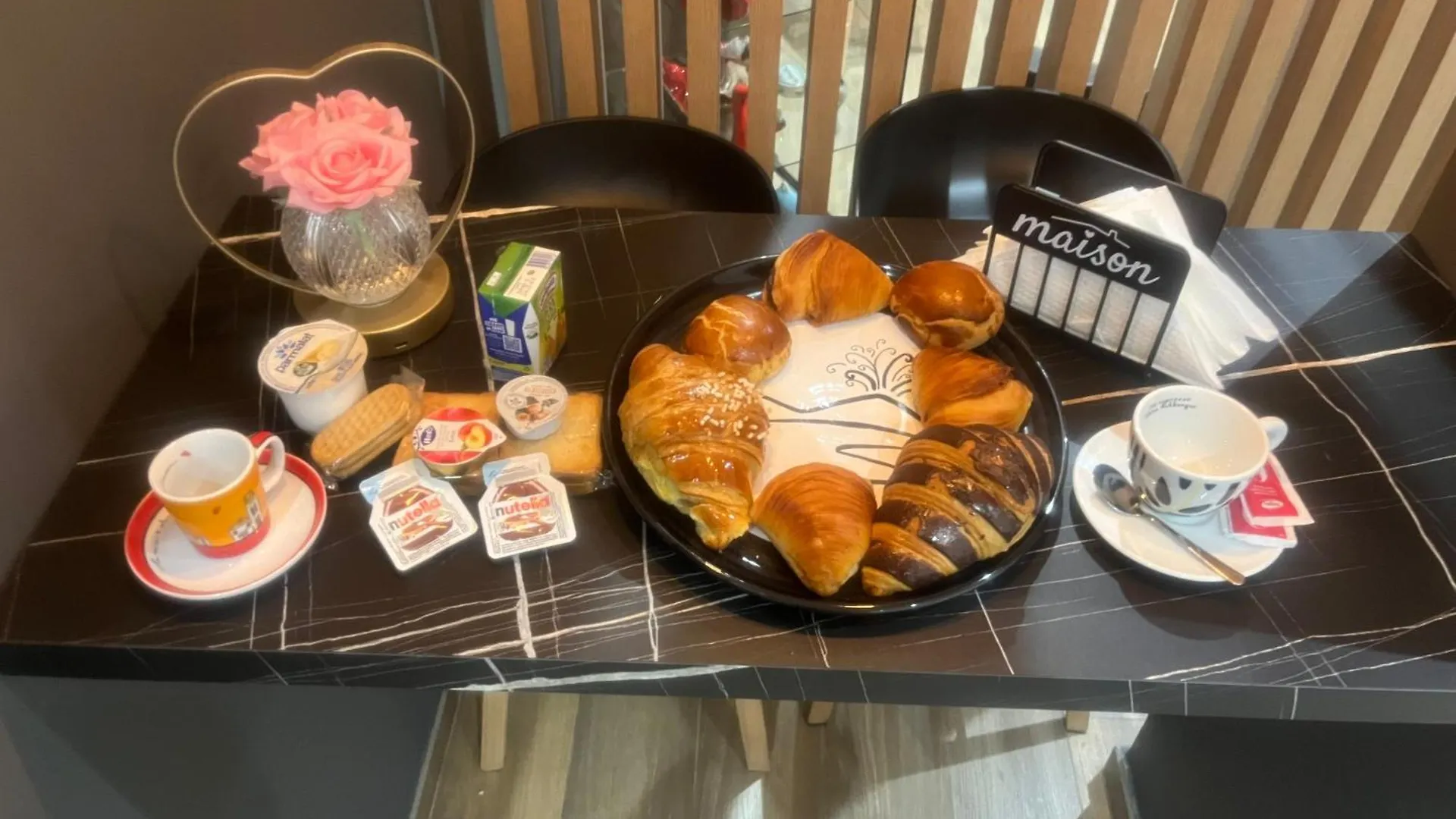 Gasthof Alleria Rooms Neapel Italien